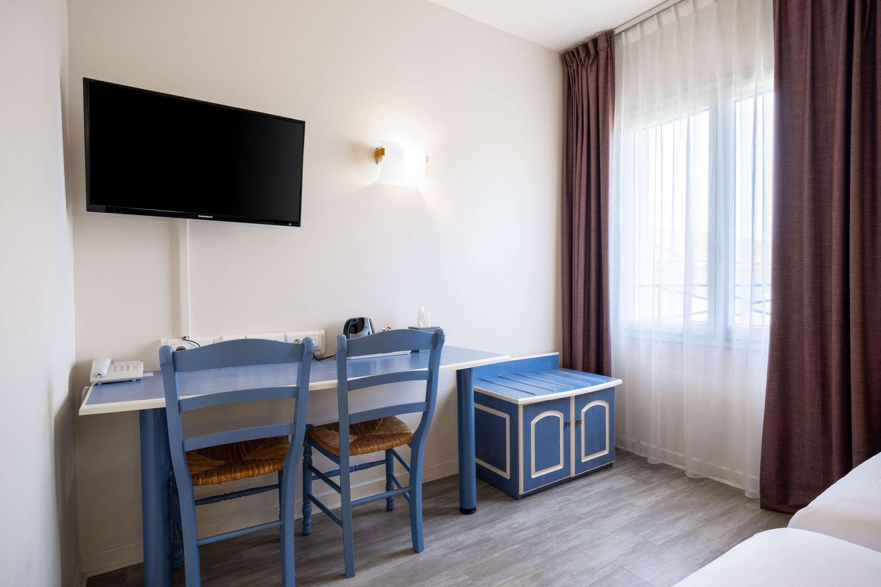 The Originals City, Hotel Des Arenes, Saintes Bagian luar foto