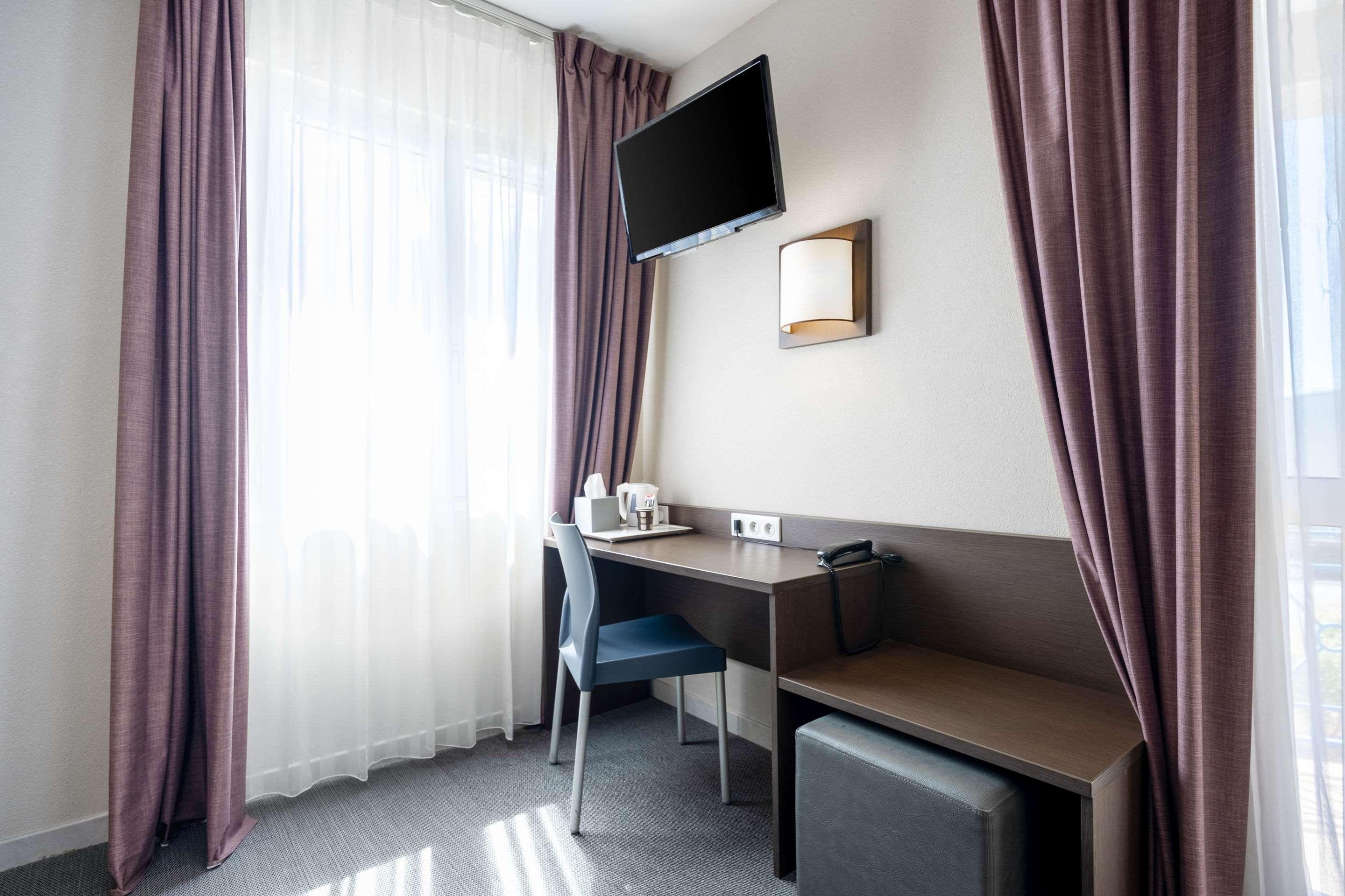 The Originals City, Hotel Des Arenes, Saintes Bagian luar foto