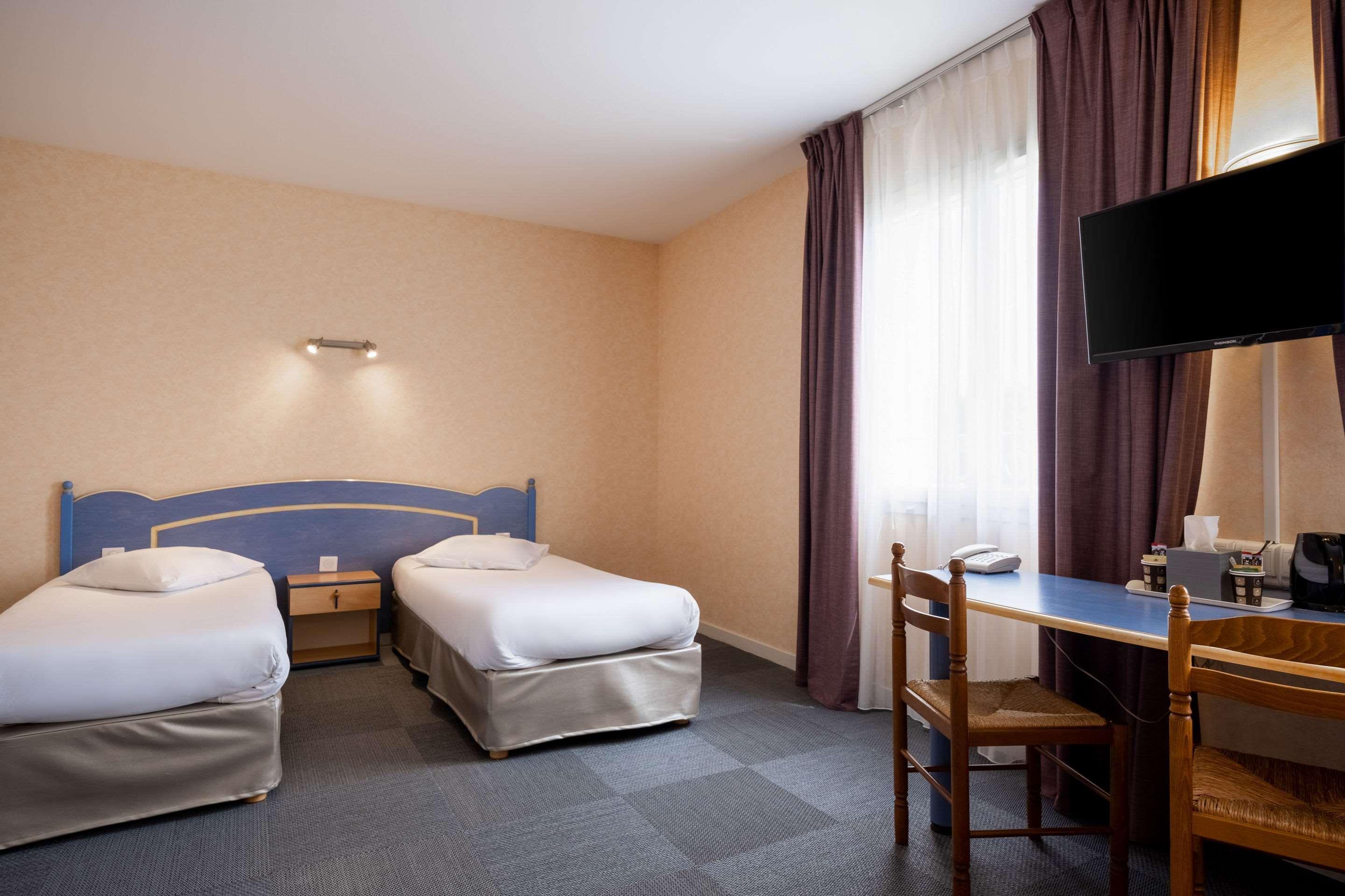 The Originals City, Hotel Des Arenes, Saintes Bagian luar foto
